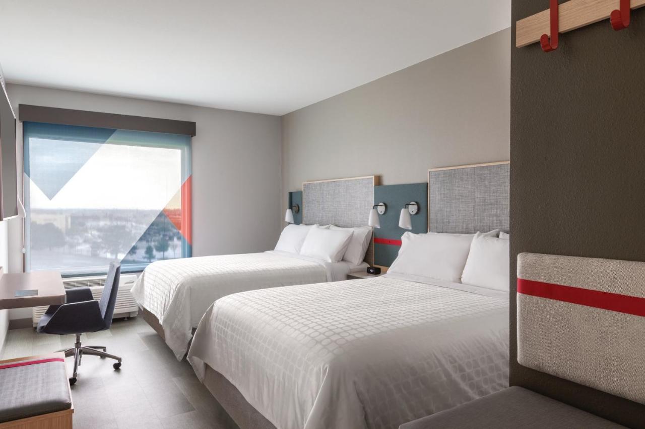 Avid Hotel Traverse City By Ihg Bagian luar foto